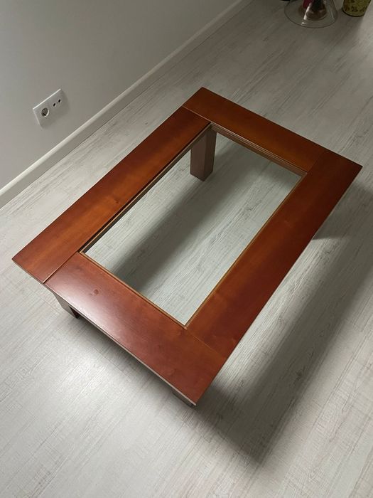 Mesa de centro em cerejeira