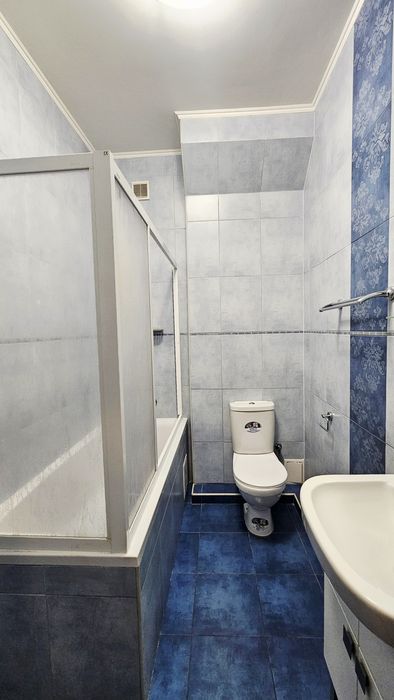 Продам 3кв. Центр, сталинка 2 этаж, гараж, набережная