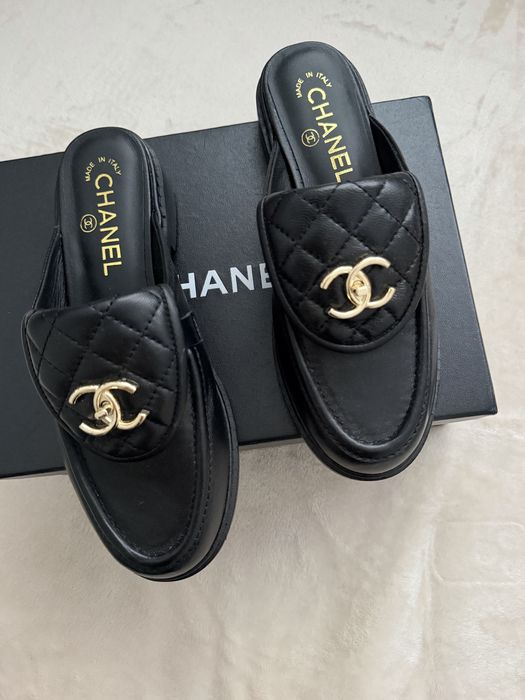 Klapki loafers Chanel od ręki 39