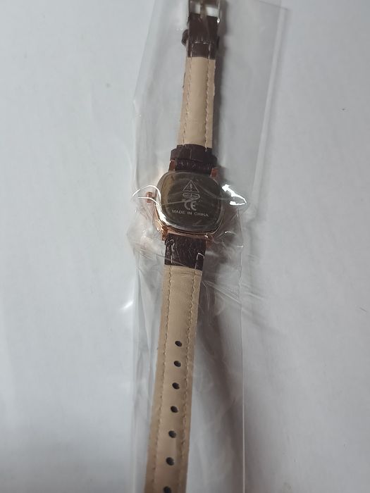 Zegarek damski naręczny