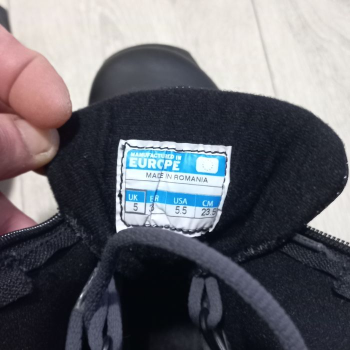 Ботинки Лыжные 38р Salomon,  Крепление SNS.  Состояние идеальное