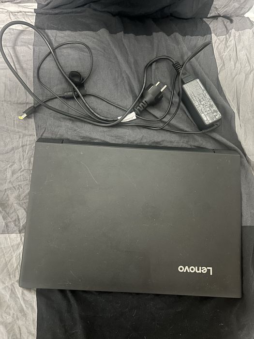 Laptop Lenovo V110-15IAP + oryginalna ładowarka | Sprawny