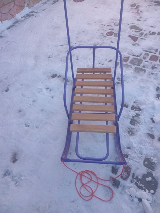 Продам санки з ручкою