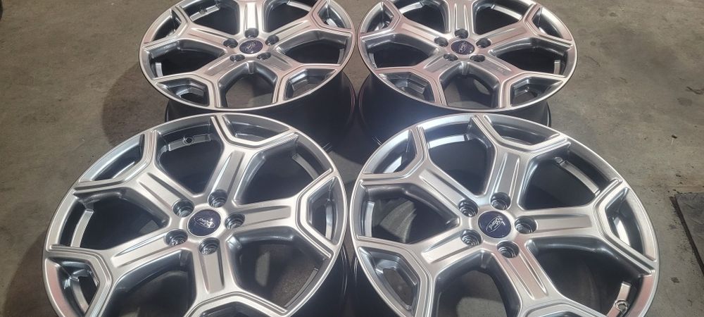 Oryginalne felgi Ford 19  5x108 polecam