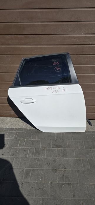Drzwi prawy tył Audi A4 B8 Kombi LY9C