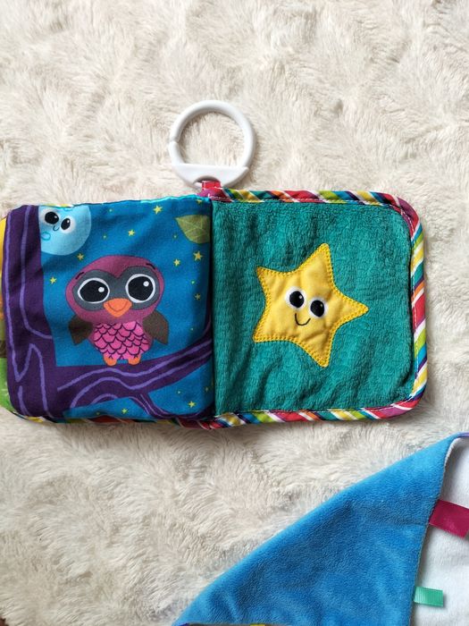 TOMY Lamaze książeczka i przytulanki