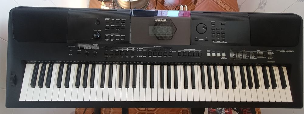 Vendo teclado psr EW400