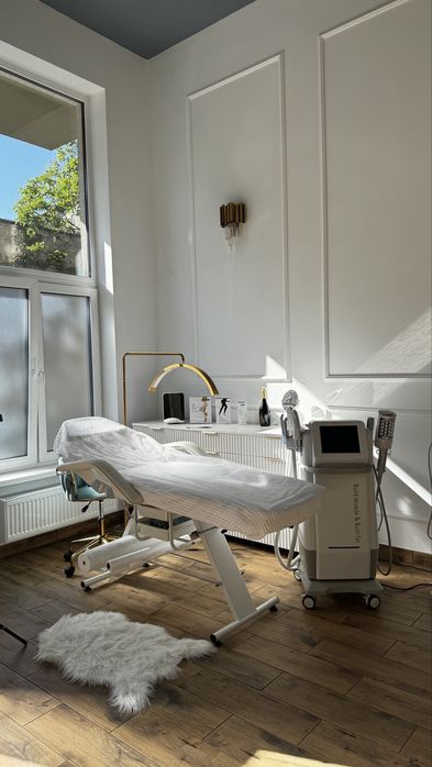 Ботокс чоло-1900 грн!Біоревіталізація, збільшення губ Одеса, центр