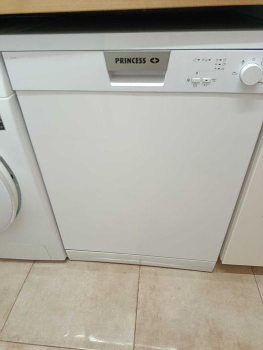 Máquina loiça como nova