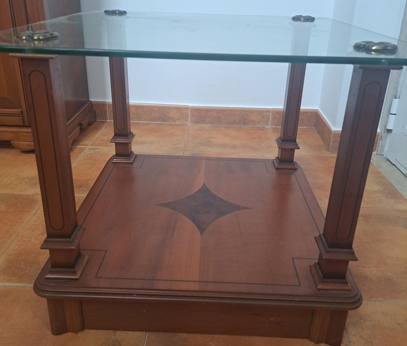 Mesa de apoio ou de centro