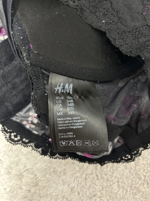 Biustonosz braletka H&M czarny w kwiaty 75B