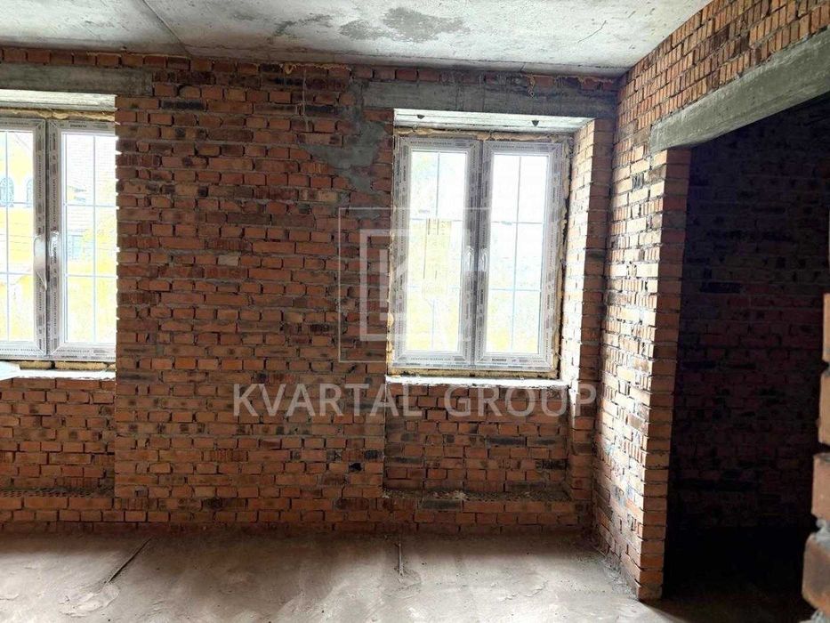 Сучасний дуплекс біля лісу у Святошинському районі Києва, єОселя, 1%