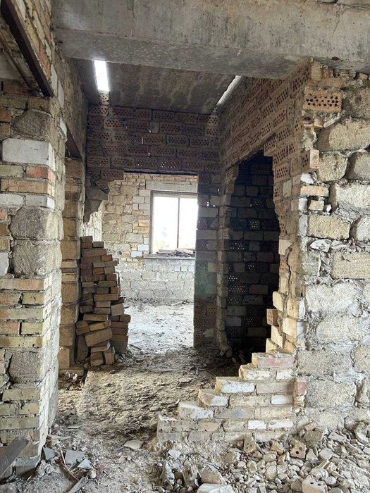 Продам будинок (недобудова) в с.Нові Петрівці Вишгородського району