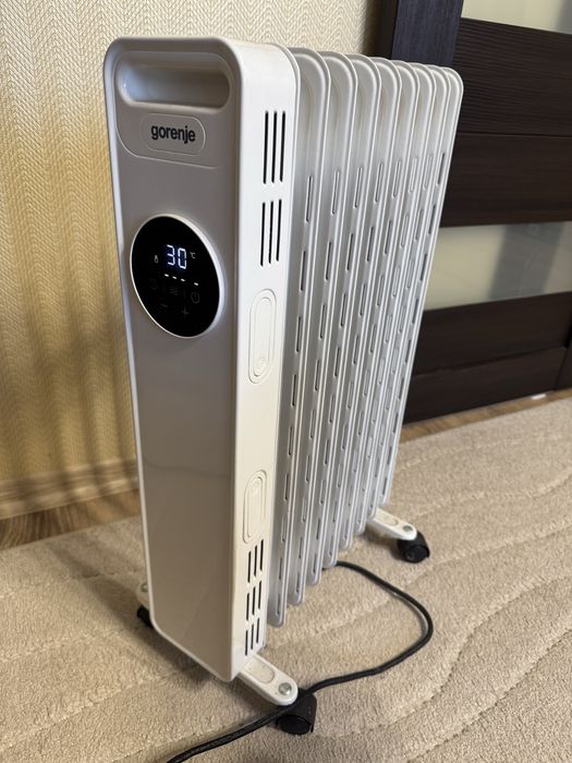 Масляный обогреватель Gorenje 2000