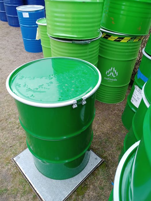 Beczki metalowe po spożywce na wodę, zboże