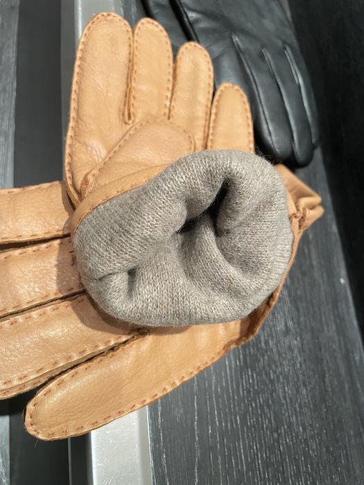 Luvas em Pele com pêlo tamanho M unisexo NOVAS!!!