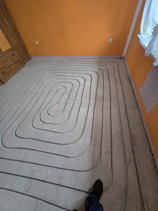 Posadzki tynk massynowe styrobeton frezowanie Piana pur celuloza