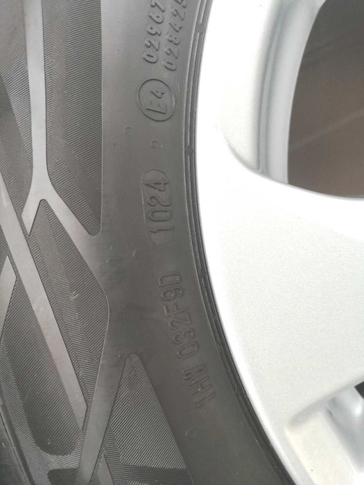 Opony z felgami do Toyota Yaris 2024