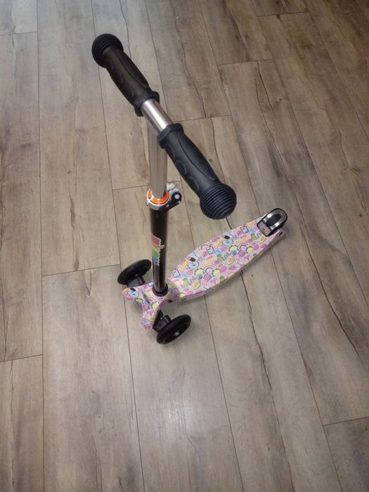 Hulajnoga dla dziecka.