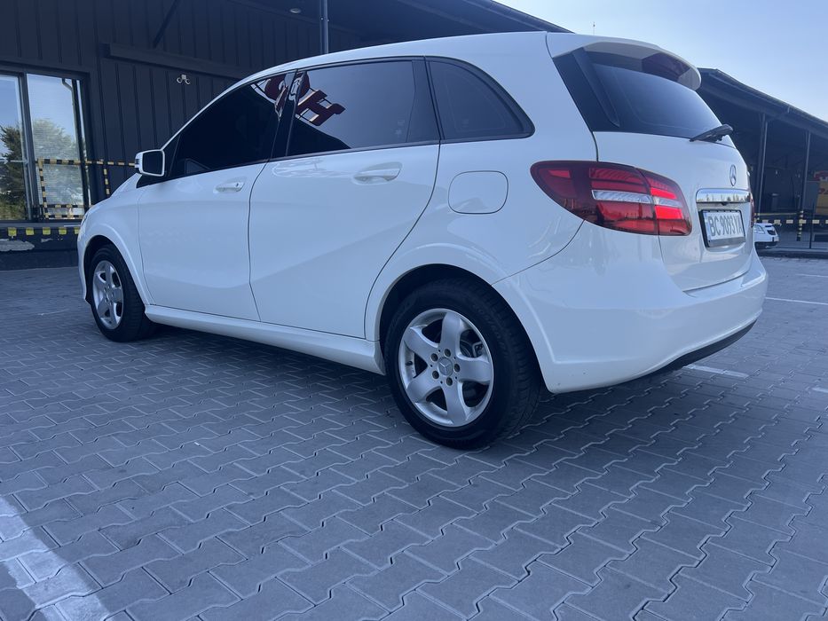 Mercedes B 250 електро 2015 31 kwt