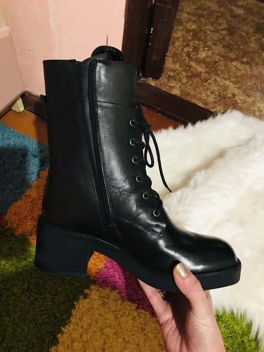 Продам кожаные сапожки