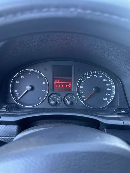 Volkswagen Golf V