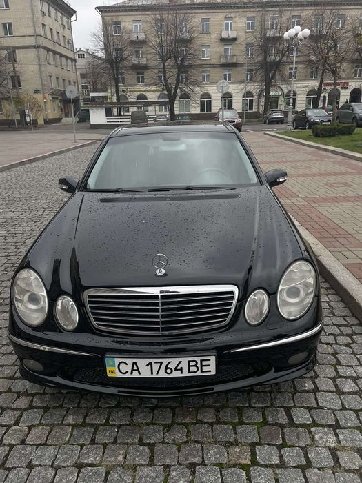 Мерседес Е350 2005р