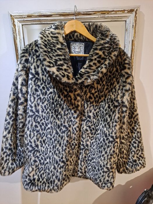 Futro futerko płaszczyk panterka 34/36 IN St. Bernard for dunnes