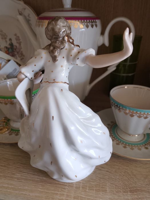 Porcelanowa figurka Dikolenko
