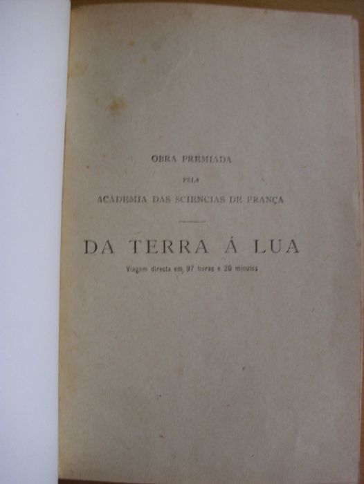 Da Terra à Lua e À Roda da Lua de Júlio Verne