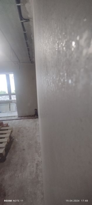 Штукатурка машинного нанесення гіпсова та цементно-вапняна