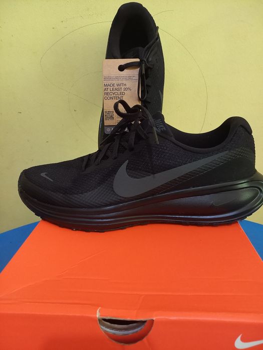Кроссовки Nike  46 р.новые