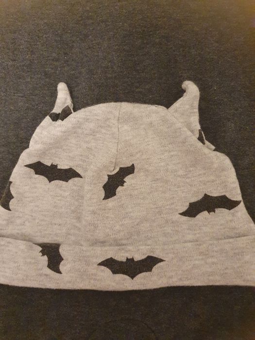 Zestaw kombinezon jesienny pajacyk czapka Batman 80 cm
