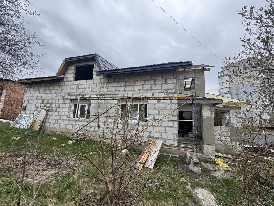 Продаж будинку  в м.Шептицький!