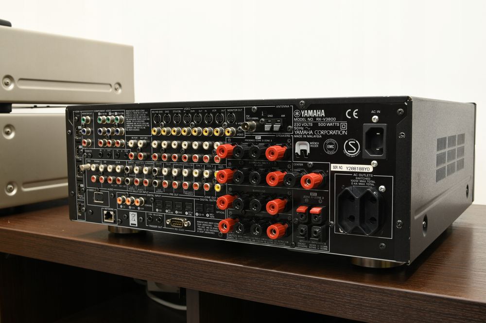 amplituner wzmacniacz do kina domowego 5.1 stereo Yamaha RX-V3800