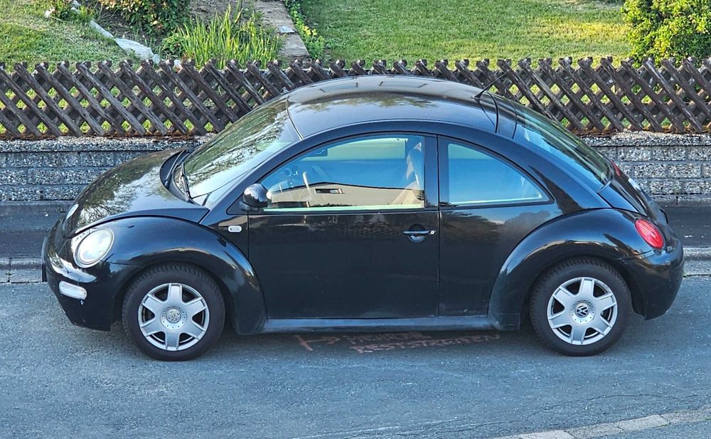 Na sprzedaż czarny VW New Beetle z LPG, Alufelgi, Klima