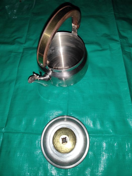 Чайник  A-Plus 1.5 л со свистком