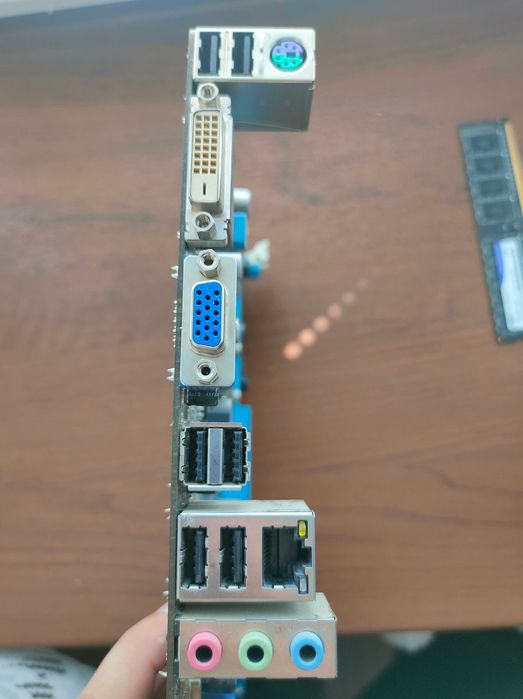 Материнська плата Asus P8H61-M LX2 + i3-2100 + 2X4Gb DDR3