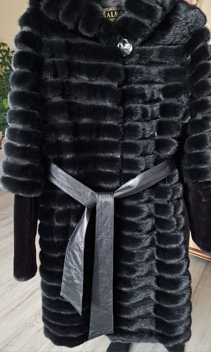 Норкова шуба з поясом