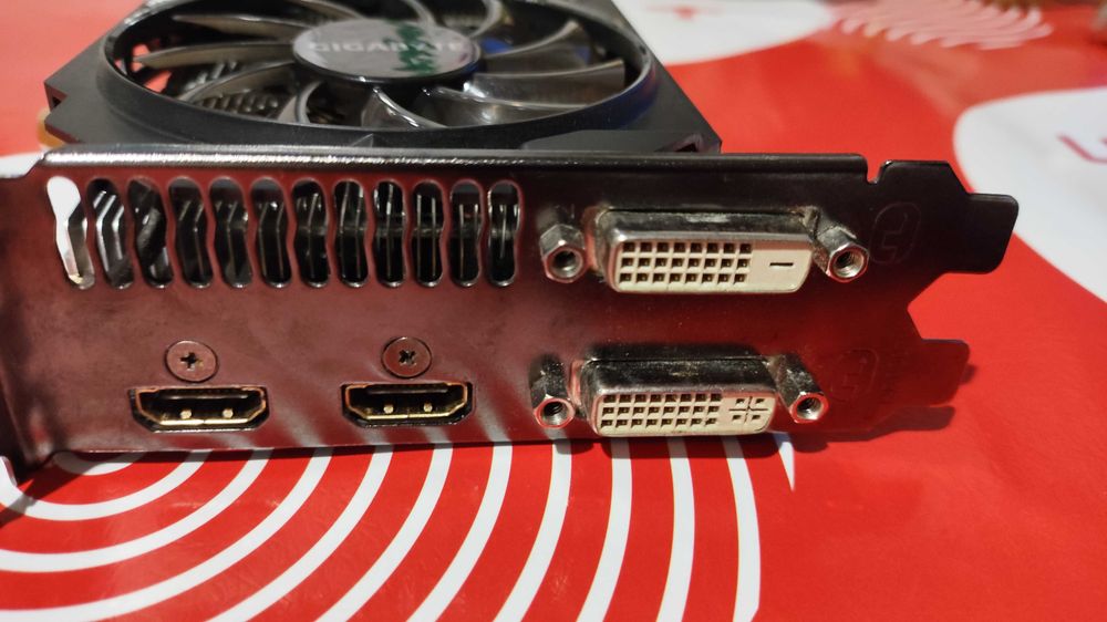 Відеокарта Gigabyte gtx 750 ti windforce 2x oc 2gb під ремонт