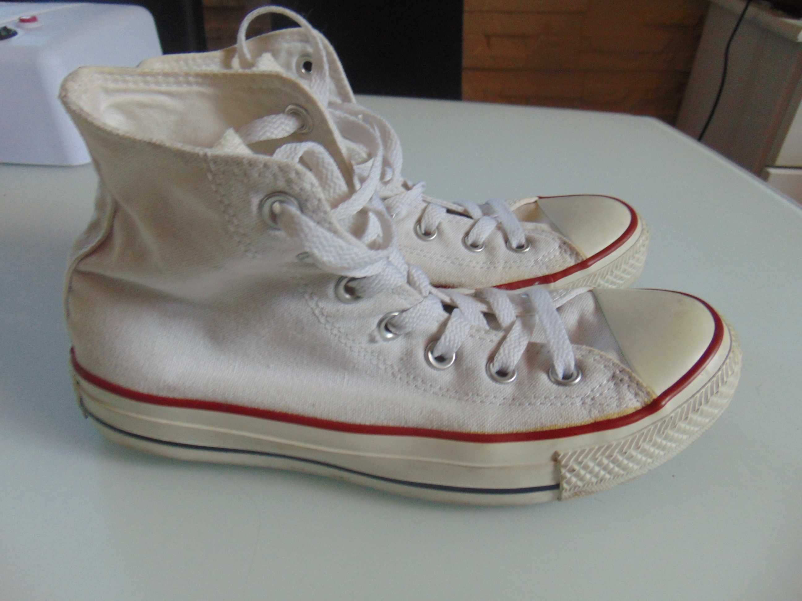 Converse europa cheap