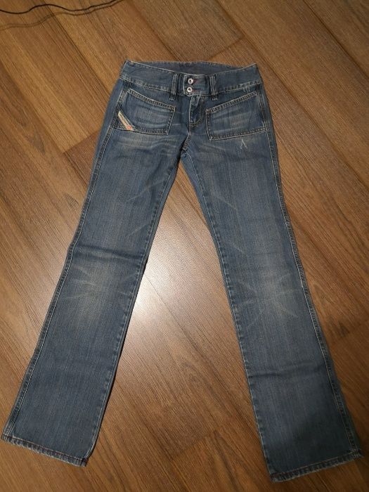 Spodnie jeansowe damskie Diesel - nowe