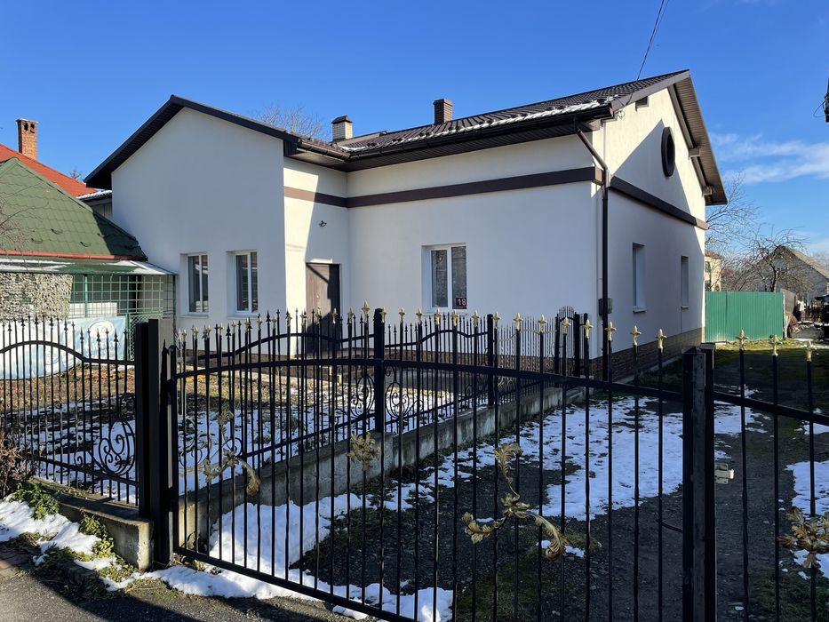 Будинок в центрі міста