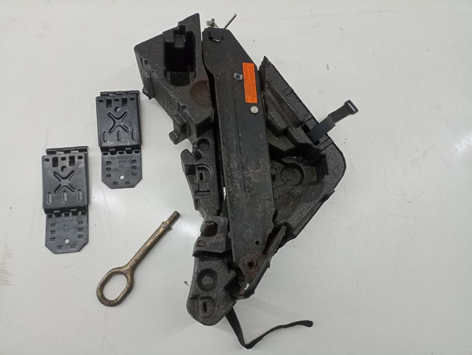 Kit de troca de pneu - VOLKSWAGEN Touareg (7LA, 7L6, 7L7) | 02 - 13