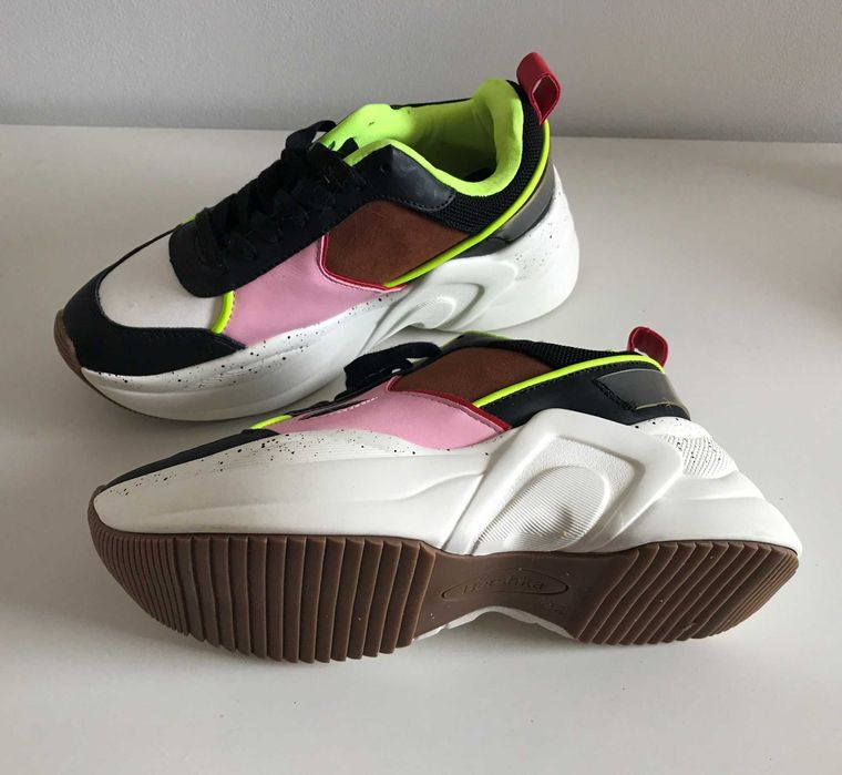 Sapatilhas tenis estilo chunky multicolor Bershka