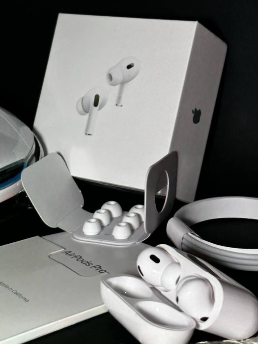 Навушники Apple AirPods Pro 2
