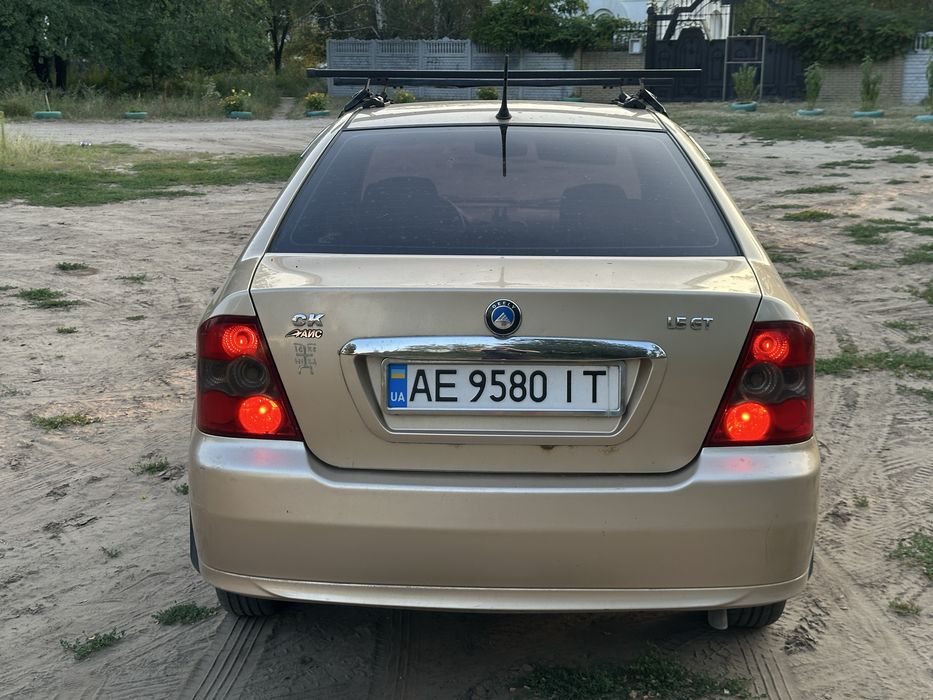 Продам Geely mr 2011 рік газ переоформлення