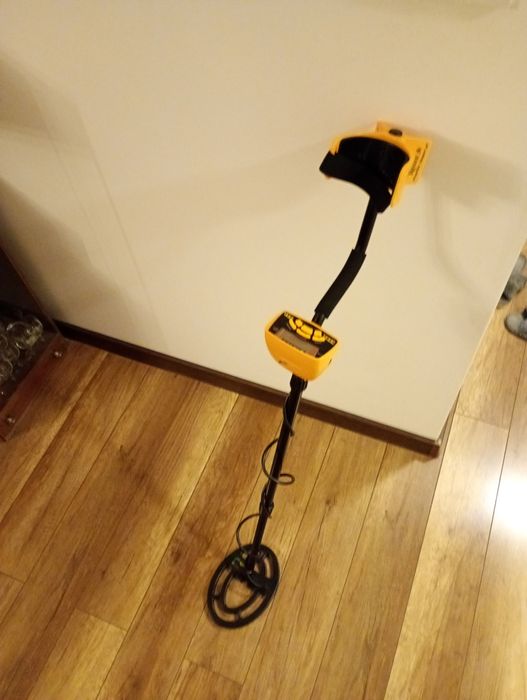 Wykrywacz metali taki jak Garrett ace 260