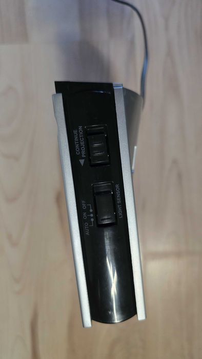 Stacja pogody z projektorem