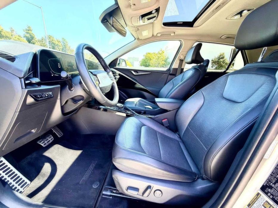 Kia Niro Ex      2023